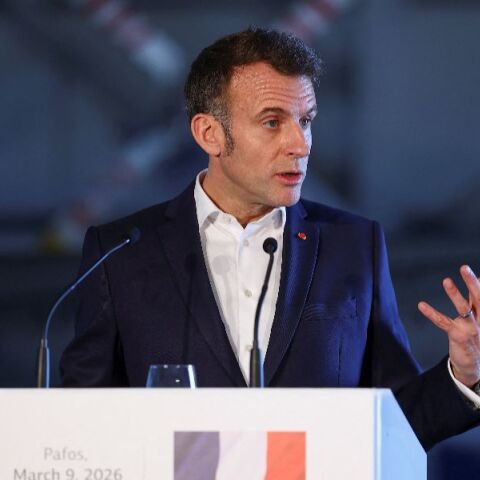 «Η Γαλλία στέκεται αλληλέγγυα προς τους φίλους και συμμάχους της» - Η ανάρτηση Μακρόν στα ελληνικά