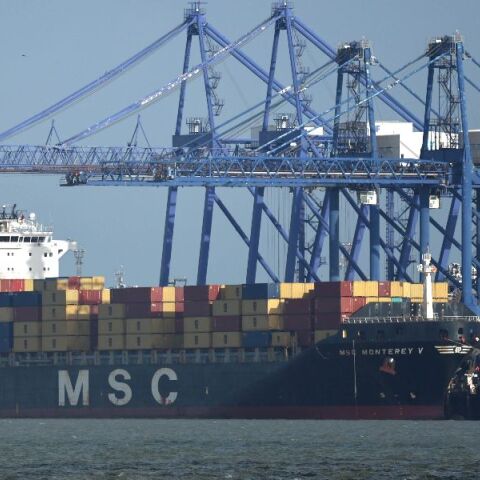 Reuters: Το Ιράν έχει ποντίσει περίπου 12 νάρκες στο Στενό του Ορμούζ