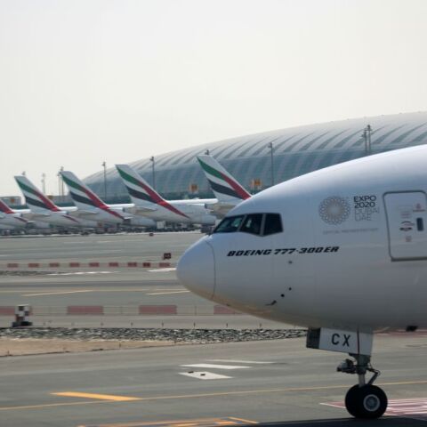 Αεροπλάνα της Emirates στο αεροδρόμιο του Ντουμπάι