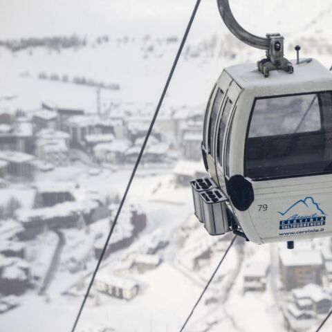 Τραγωδία σε θέρετρο της Ελβετίας - Έπεσε καμπίνα τελεφερίκ με έναν επιβάτη