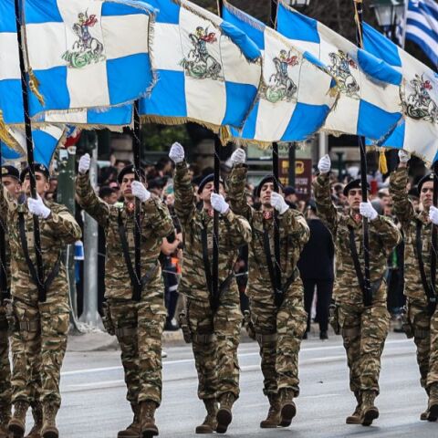 25 εικόνες από τη μεγάλη στρατιωτική παρέλαση της Αθήνας για την 25η Μαρτίου