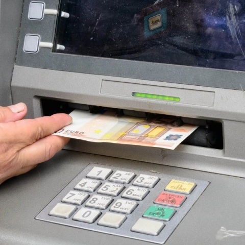 ΑΤΜ, αναληψη χρηματων