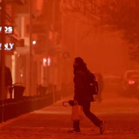 Αδέλφια στην Κρήτη αλληλομηνύθηκαν για την... αφρικανική σκόνη, οι ποινές που τους επιβλήθηκαν