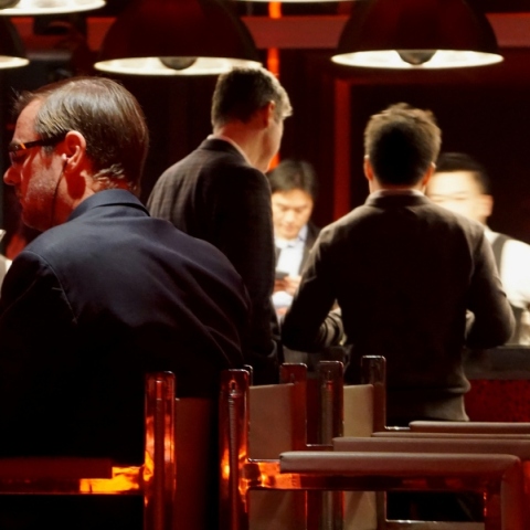 Μπαρ και εστιατόρια χωρίς κινητά