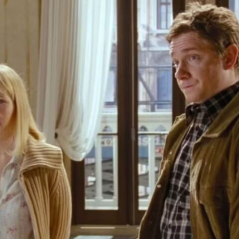 Το «γυμνό» ζευγάρι του «Love Actually» επανενώνεται μετά από 22 χρόνια