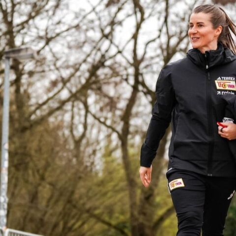 Η προπονήτρια της Ουνιόν Βερολίνου, Μαρία Λουίζ Έτα