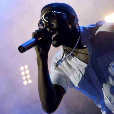 Νέοι μπελάδες για τον Κάνιε Γουέστ - Φέρεται πως χτύπησε άντρα στο πρόσωπο ο οποίος έχασε τις αισθήσεις του