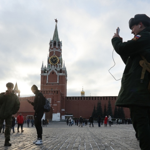 Το Κρεμλίνο διαβεβαιώνει τους Ρώσους ότι οι διακοπές του mobile internet είναι προσωρινές