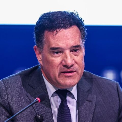 Ο Άδωνις Γεωργιάδης καταθέτει μήνυση και αγωγή εναντίον του Μάριου Σαλμά