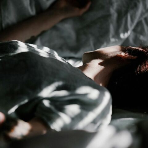 Ο ύπνος μέσα στη μέρα ίσως «χτυπά καμπανάκι» για την υγεία στους ηλικιωμένους