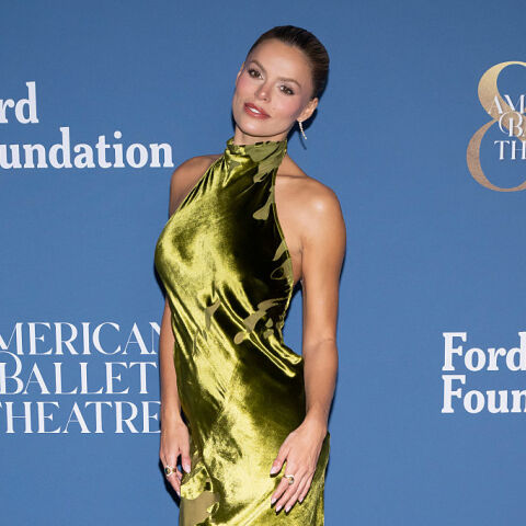 Η αχρείαστη συμβουλή της Μπρουκς Νέιντερ: «Βγάλτε τα piercing από το στήθος πριν πάτε στην Αρκτική»