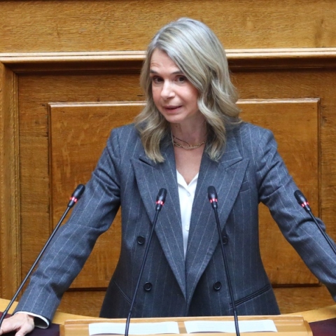 Μιλένα Αποστολάκη: Παρέμβαση του ΠΑΣΟΚ για ένα δίκαιο τραπεζικό σύστημα
