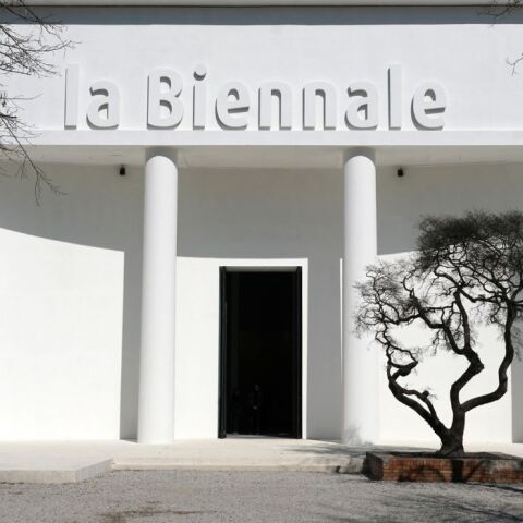 Μπιενάλε Βενετίας: Τι συμβαίνει με το ρωσικό περίπτερο και γιατί έχει ξεσπάσει αντιπαράθεση