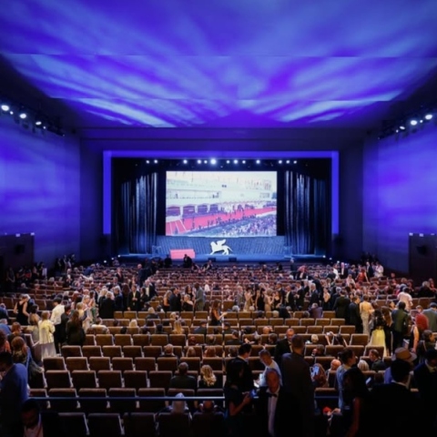 Η Μπιενάλε της Βενετίας δεν θα βραβεύσει καλλιτέχνες από χώρες που κατηγορούνται για εγκλήματα πολέμου