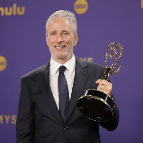 Τζον Στιούαρτ κατά Kενεντι Τζούνιορ: «Άφησε τη σύζυγό του πίσω στο χάος»