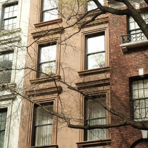 Η άνοιξη κάνει δειλά την εμφάνιση της στο Μανχάταν