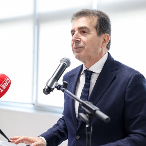Χρυσοχοΐδης: Νέο σχέδιο «ΚΟΜΒΟΣ» για το κυκλοφοριακό και παρεμβάσεις για τα ηλεκτρικά πατίνια	