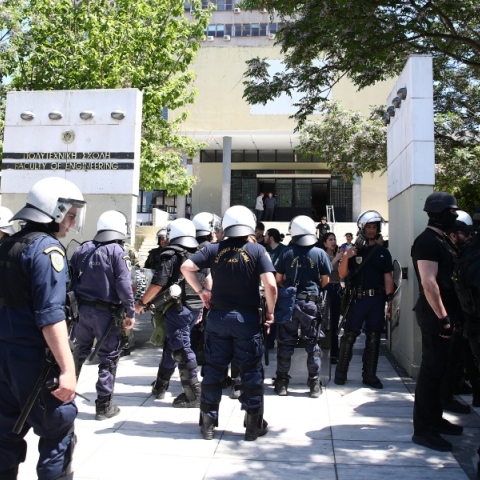 Επεισόδια στην Πανεπιστημιούπολη: Τι προβλέπει η νομοθεσία για την ασφάλεια στα ΑΕΙ	