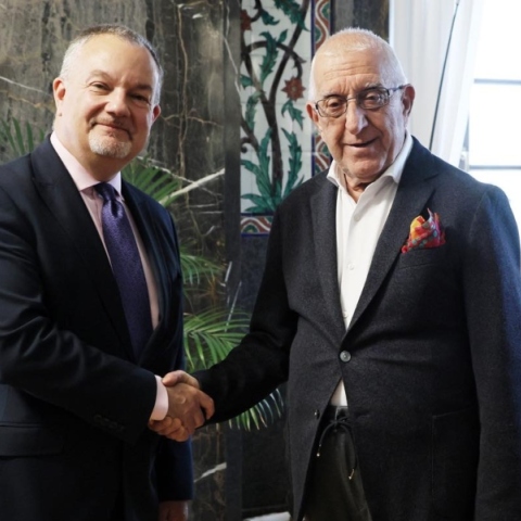 Συνάντηση του Προέδρου της Βουλής Ν. Κακλαμάνη με τον Πρέσβη του Ηνωμένου Βασιλείου