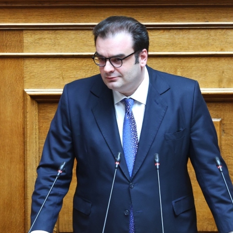 Πιερρακάκης προς Ανδρουλάκη: Ανταγωνίζεστε τον Τσίπρα για το ποιος θα γίνει πιο τοξικός