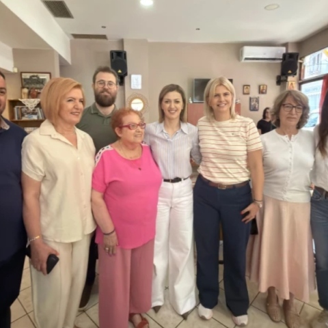 Στο Ίλιον η Αγαπηδάκη με τις Κινητές Ομάδες Υγείας – Νέες υγειονομικές υποδομές για τη Δυτική Αθήνα