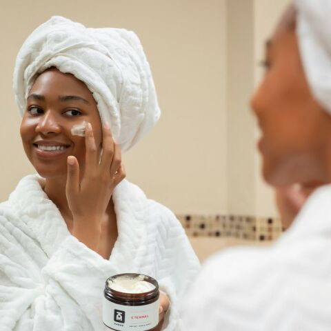 Cosmetorexia: Μικρά παιδιά ακολουθούν ρουτίνες skincare ενηλίκων