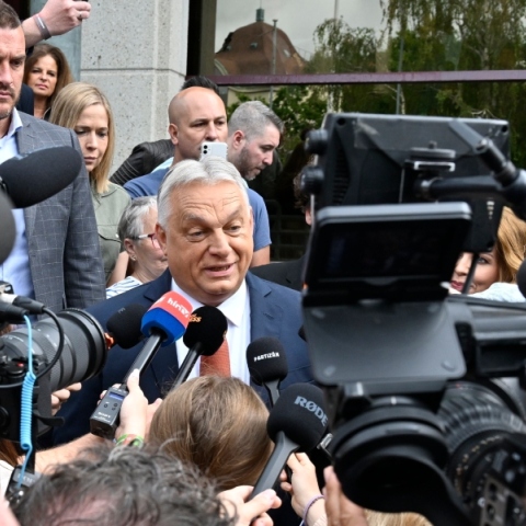 Ουγγαρία: Ο Όρμπαν επανεξελέξη πρόεδρος του Fidesz	 χωρίς άλλον υποψήφιο για την ηγεσία του κόμματος