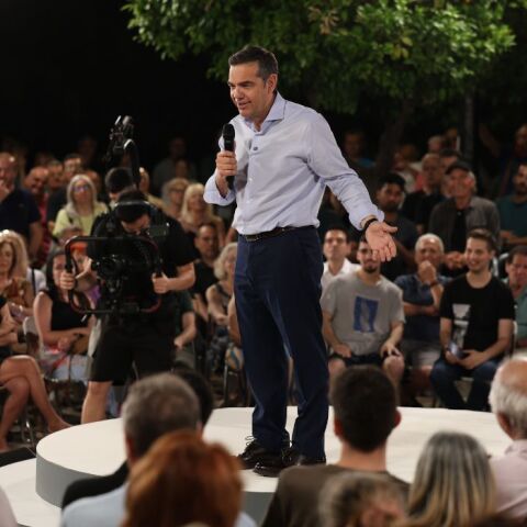 Αλέξης Τσίπρας: Ποιοι αναλαμβάνουν τους τομείς της Ελληνικής Αριστερής Συμπαράταξης