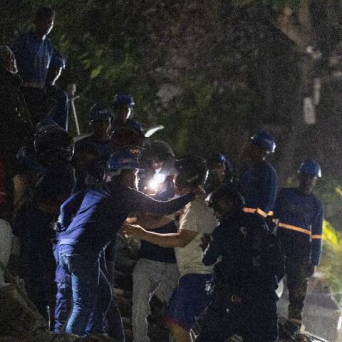 Λέκκας για Βενεζουέλα: Οι νεκροί μπορεί να είναι από 10.000 έως 100.000, πάνω σε ενεργά ρήγματα οι δύο σεισμοί