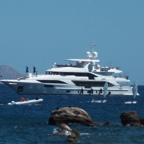 Καιρός αύριο: Υψηλές θερμοκρασίες με ανέμους έως και 8 μποφόρ στο Αιγαίο