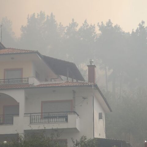 Φωτιά στο Δερβένι: Εντοπίστηκε σορός σε δασική έκταση -  Νέο 112 απομάκρυνσης για τη Λητή