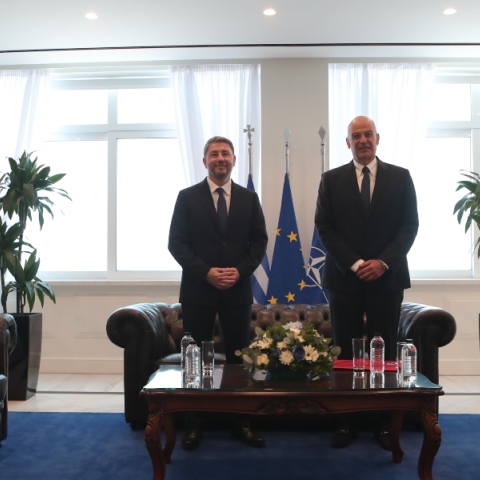 Η «Ατζέντα 2030» και τα εθνικά θέματα στη συνάντηση Δένδια - Ανδρουλάκη	