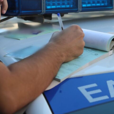 Κράνος: Πάνω από 95.000 παραβάσεις σε έναν χρόνο | Σχεδόν 1 εκατ. έλεγχοι
