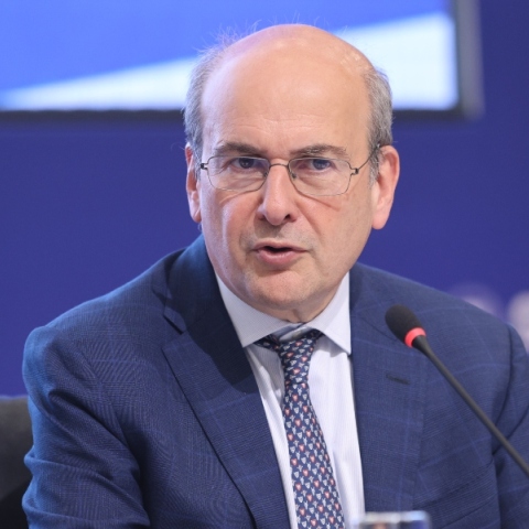 Κ. Χατζηδάκης: Η Ελλάδα χωρίς φωνές και αντάρα κερδίζει στην εξωτερική πολιτική 