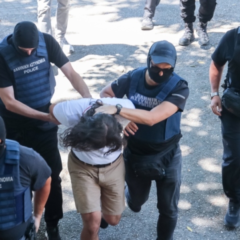 Δολοφονία Βάγιας Νέστορα: Δίωξη για ανθρωποκτονία στους τρεις συλληφθέντες 