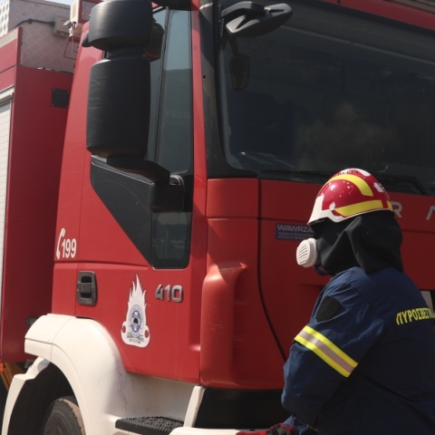 Φωτιά στο Μελιδοχώρι Ηρακλείου – Μήνυμα 112 για εκκένωση, οι ισχυροί άνεμοι αναζωπυρώνουν το μέτωπο