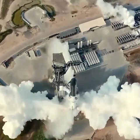 SpaceX: Ακυρώθηκε τελευταία στιγμή εκτόξευση πυραύλου - Δεν πήραν μπρος οι κινητήρες
