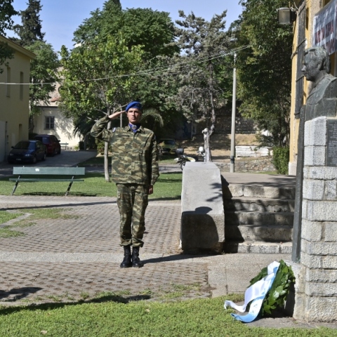 Τασούλας για 52η επέτειο Δημοκρατίας: Έμπειρη και ώριμη μπροστά στις σύγχρονες προκλήσεις