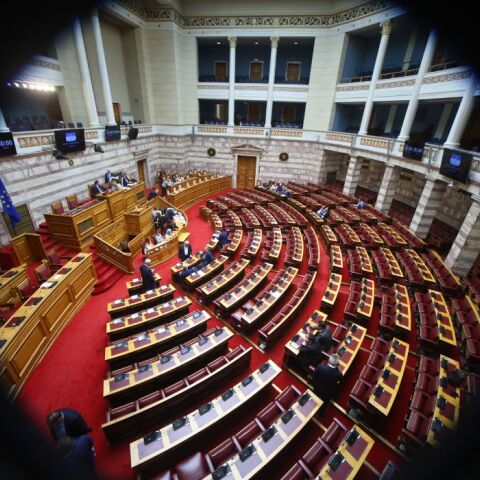 Συνταγματική Αναθεώρηση: Τι αλλάζει σε AI, πανεπιστήμια, Δημόσιο, εκλογές και ευθύνη υπουργών