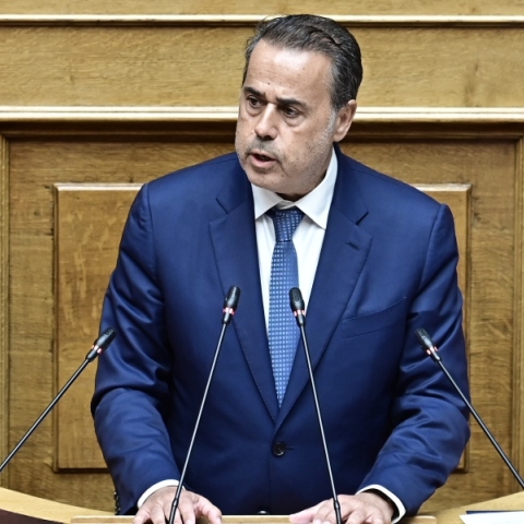 Ο Παπασταύρου δημοσίευσε βίντεο και απάντησε σε 4 fake news για το νομοσχέδιο περί «ιδιωτικοποίησης» του νερού