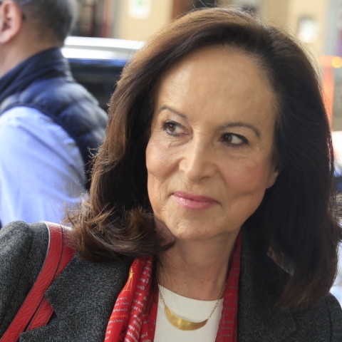 Διαμαντοπούλου προς Τσίπρα: Πουλάει εντιμότητα αλλά ποιος πληρώνει το κόμμα του;