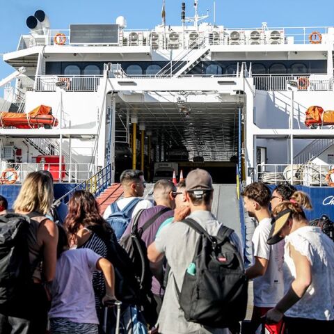 Κορυφώνεται η έξοδος των εκδρομέων – Στο 100% η πληρότητα σε πολλά δρομολόγια 