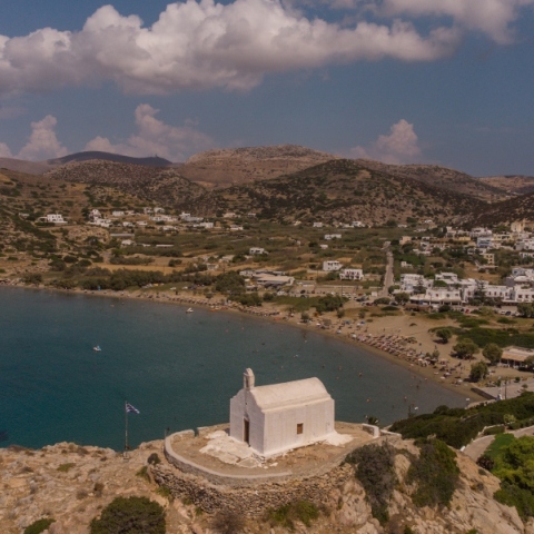 Διεθνή μέσα της Ιταλίας ανακαλύπτουν τη διαχρονική γοητεία της Σύρου	