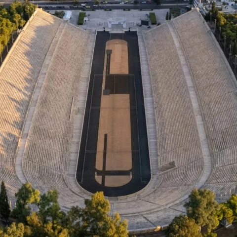 «Κρατάμε τη Φλόγα της Ειρήνης, της Ελπίδας και του Ανθρωπισμού Αναμμένη» στο Καλλιμάρμαρο 