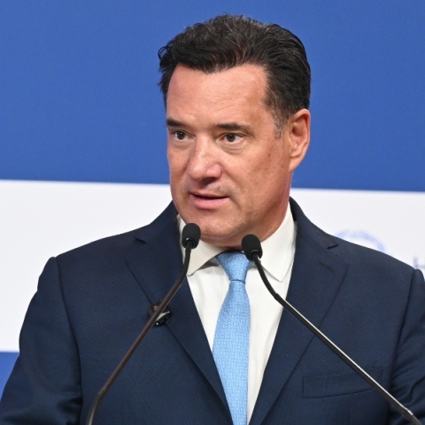 «Αριστεροί, Φαρισαίοι, Υποκριτές» - Η ανάρτηση Γεωργιάδη για το Pranic Healing της Κονιόρδου