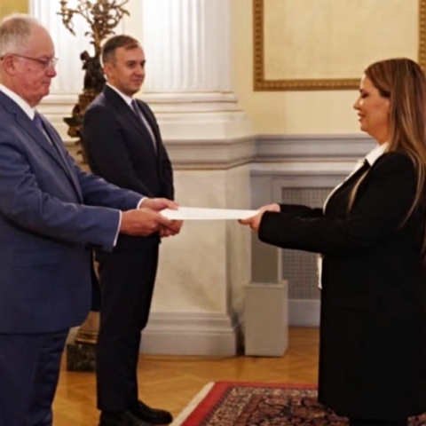 Τα διαπιστευτήριά της επέδωσε η πρέσβειρα του Ισραήλ στην Ελλάδα 