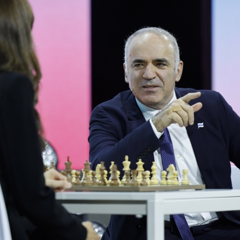 Πράκτορες της Ρωσίας σχεδίαζαν τη δολοφονία του πρώην παγκόσμιου πρωταθλητή σκακιού Γκάρι Κασπάροφ	