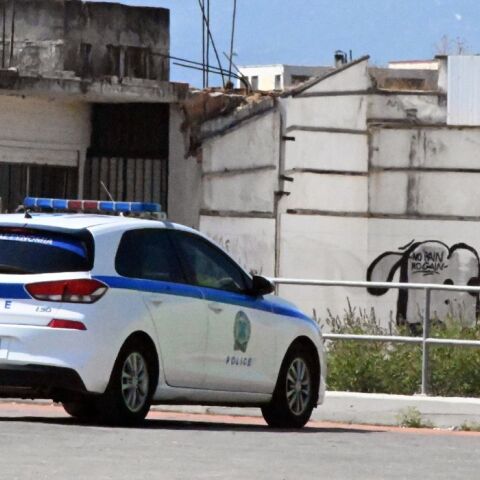 Ελευσίνα: Μαχαίρωσαν 32χρονο σε επίθεση με πιθανό πολιτικό κίνητρο