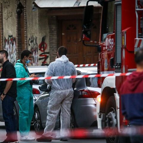 Κολωνός: Με τηλεχειριστήριο πυροδοτήθηκε ο εκρηκτικός μηχανισμός - Τα ευρήματα οι έρευνες για τον παραλήπτη
