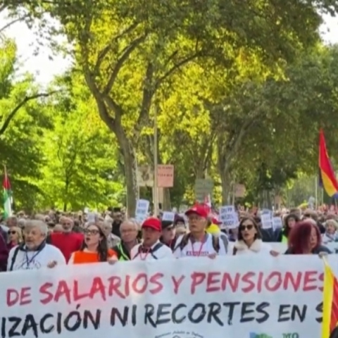 Ισπανία: Χιλιάδες διαδηλωτές στους δρόμους για να υπερασπιστούν τις συντάξεις πριν τις εκλογές